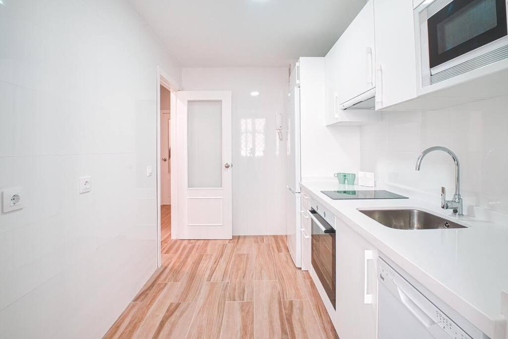 Apartamento New Folch Sevilla B Екстер'єр фото