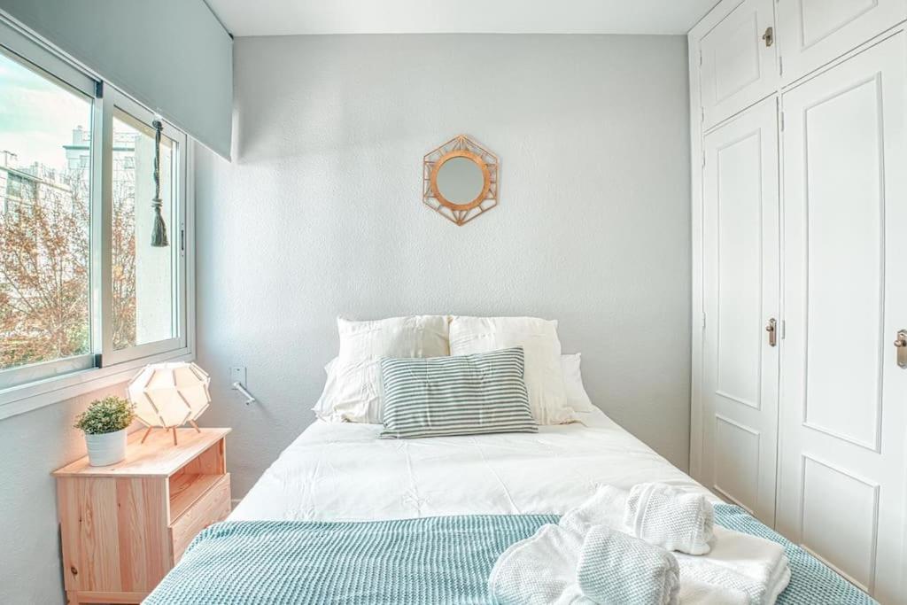 Apartamento New Folch Sevilla B Екстер'єр фото