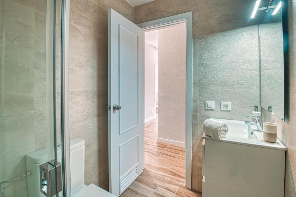 Apartamento New Folch Sevilla B Екстер'єр фото